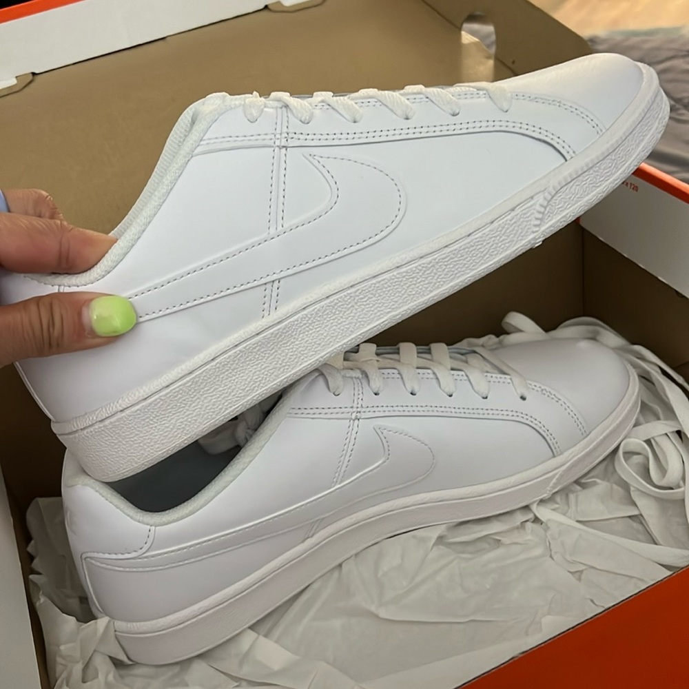 Nike Womens Court Royale